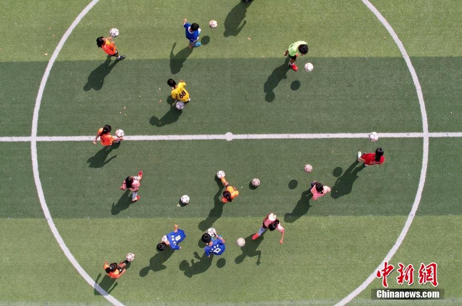 以青少年足球为核心的重点城市振兴路径：631模