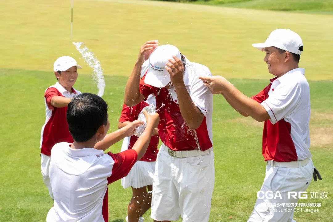 创新赛制显现良效：中国青少年高尔夫球队际联