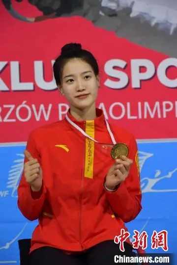 春晚梦回巴黎奥运：孤勇者在汗水与微笑中照亮