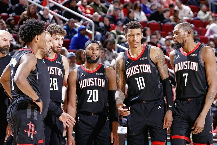 杜兰特单打能力成球队依赖症根源，战术单一影