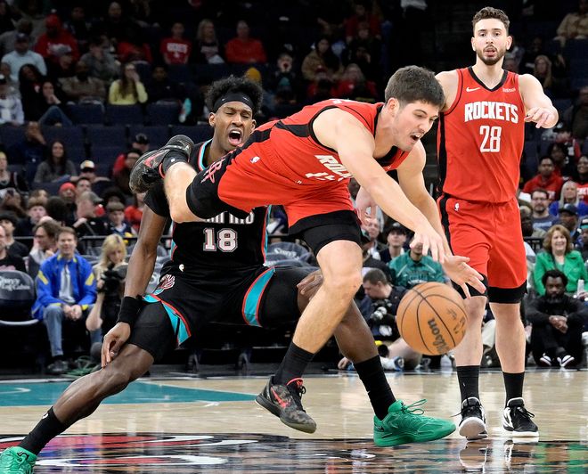 火箭终结连败却暴露攻防隐患 申京成唯一稳定支