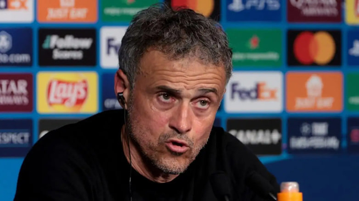 姆贝莫状态波动引曼联内部关注，引援计划同步